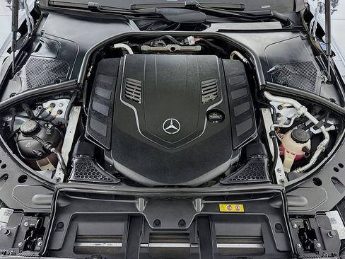 Certified 2024 Mercedes-Benz S 580 4MATIC Sedan image 11