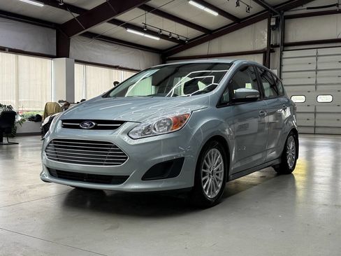 Used 2014 Ford C-MAX SE w/ Equipment Group 203A FWD image 3
