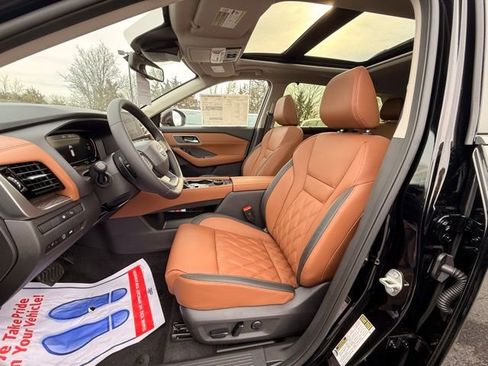 New 2026 Nissan Rogue Platinum w/ Platinum Premium Package image 11