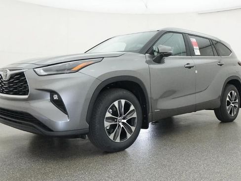 New 2026 Toyota Highlander XLE AWD/4WD image 17