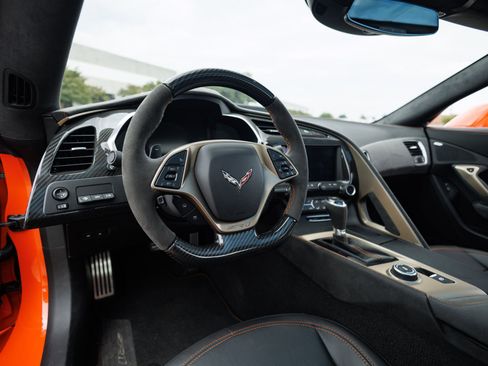 Used 2019 Chevrolet Corvette ZR1 RWD image 41