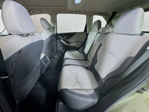 Used 2020 Subaru Forester Premium AWD/4WD image 29