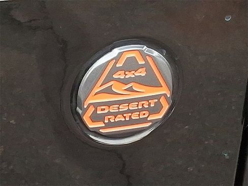 Used 2022 Jeep Gladiator Mojave w/ Cold Weather Group image 34