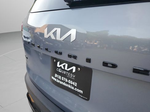 Certified 2022 Kia Telluride SX w/ SX Prestige Package AWD/4WD image 31