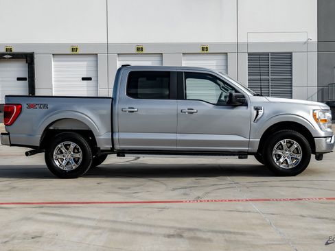 Used 2023 Ford F150 XLT w/ XTR Package image 16