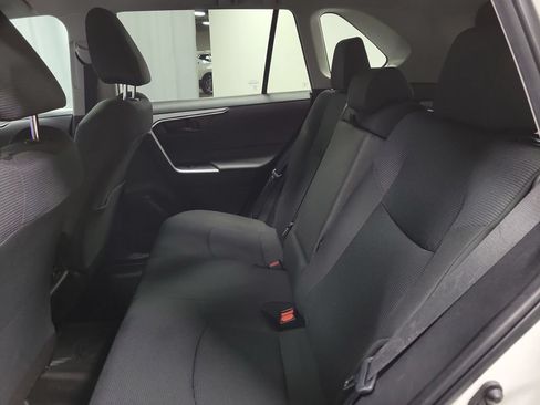 Used 2023 Toyota RAV4 LE AWD/4WD image 29