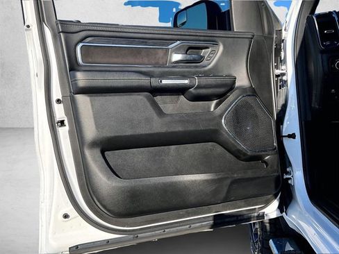 Used 2024 RAM 1500 Laramie AWD/4WD image 18