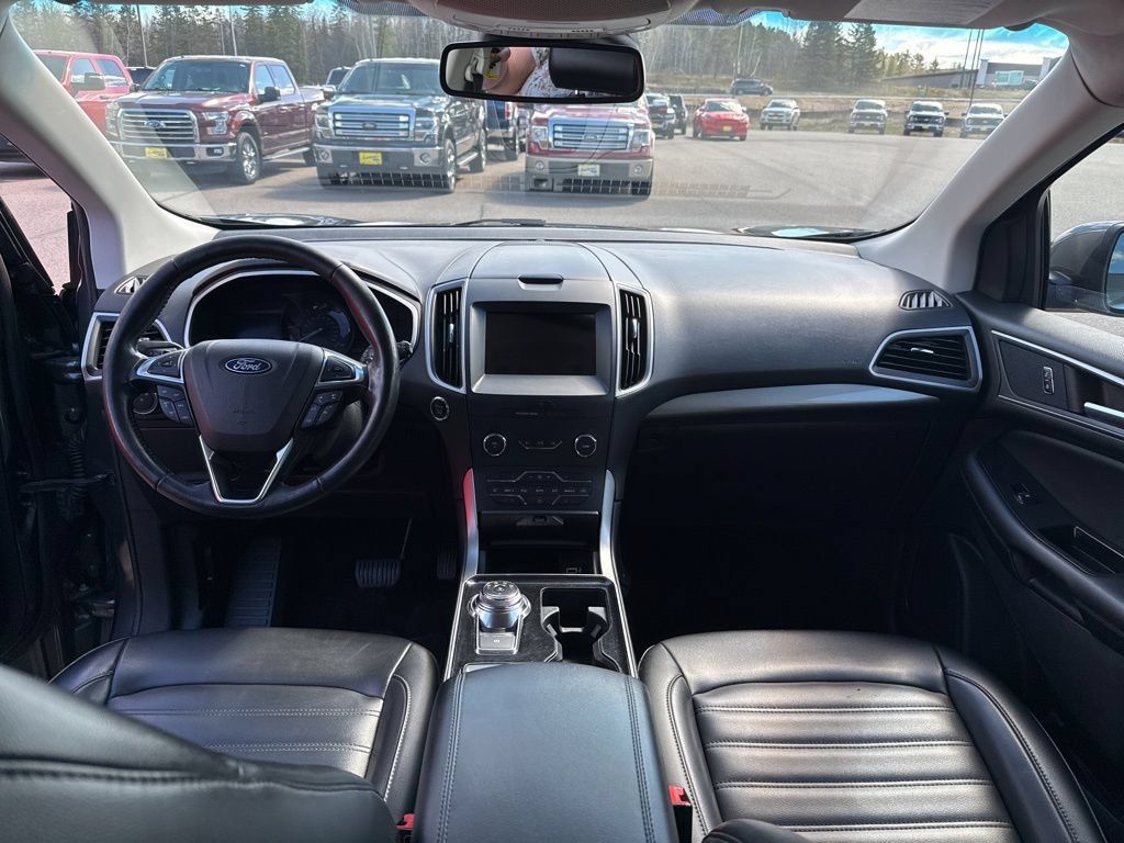 Used 2019 Ford Edge SEL w/ Cold Weather Package AWD/4WD image 11