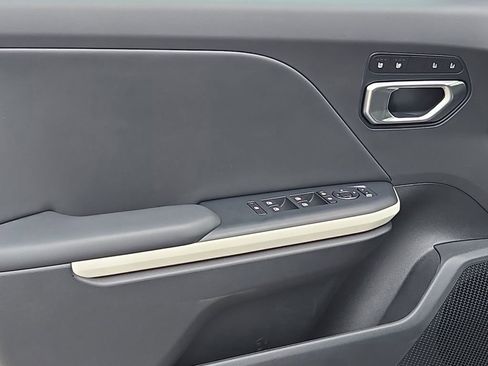 New 2025 Kia K4 GT-Line Turbo image 15