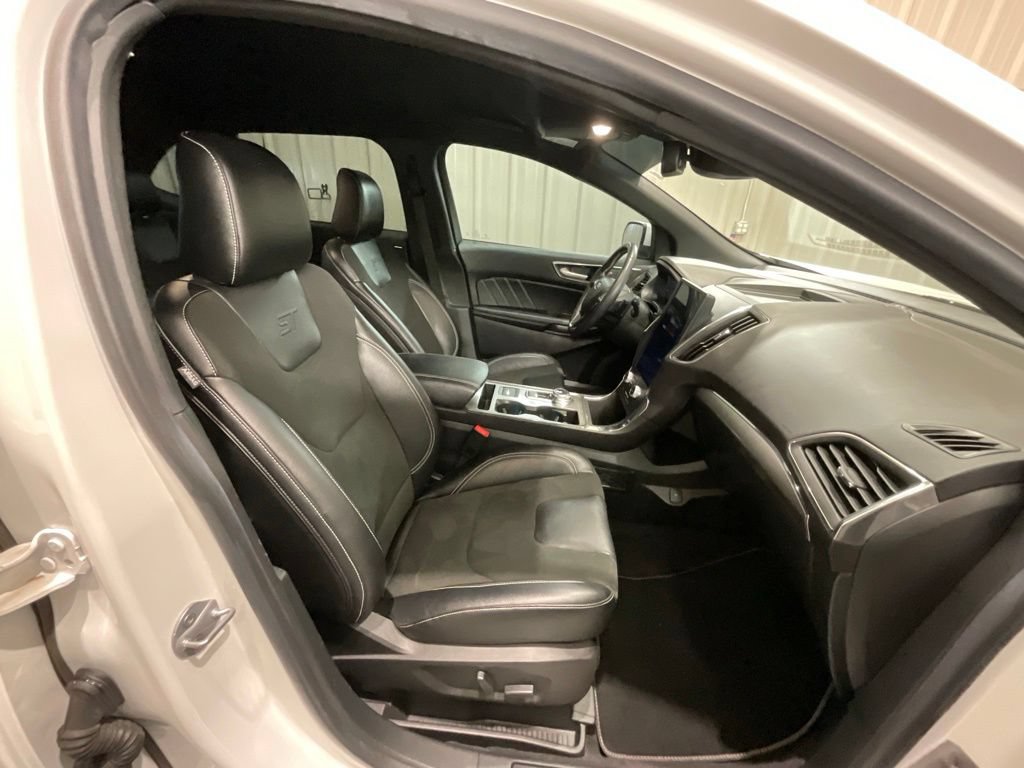 Used 2023 Ford Edge ST AWD/4WD image 13