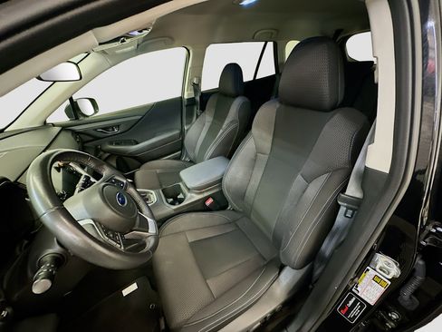 Used 2023 Subaru Outback Premium AWD/4WD image 13