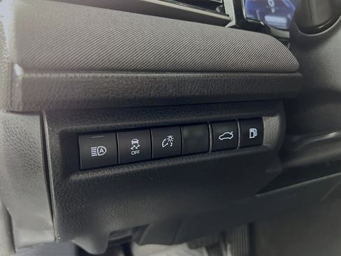 Used 2025 Toyota Camry LE w/ Convenience Package FWD image 10