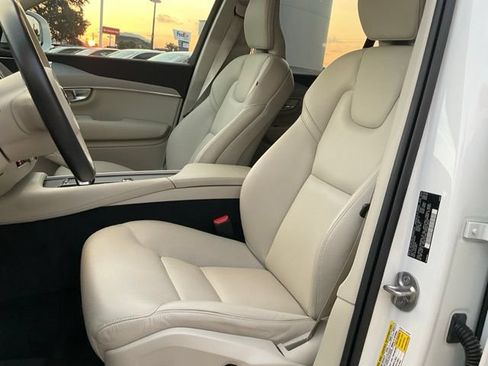 Certified 2024 Volvo XC90 B5 Core AWD/4WD image 13