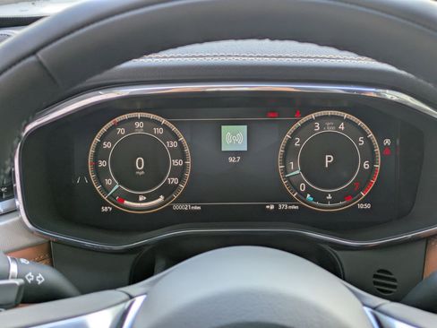 New 2026 Jaguar F-PACE R-Dynamic S image 15