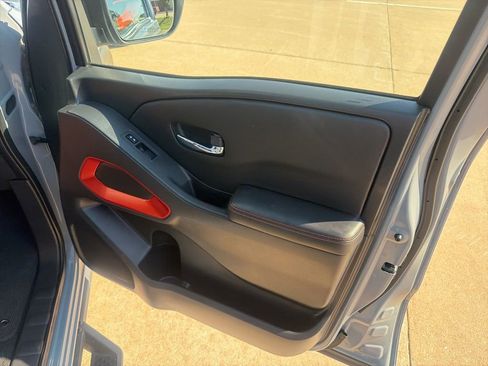 Used 2024 Nissan Frontier Pro-X w/ Technology Package image 27