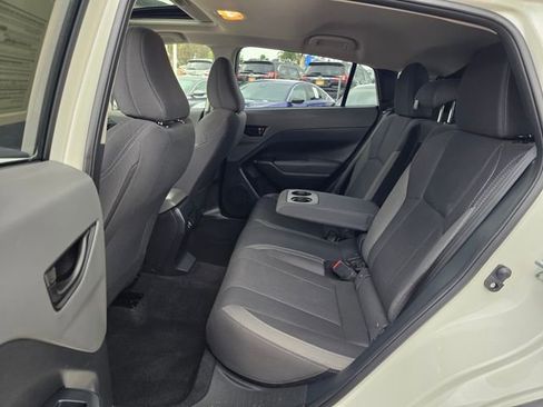 Certified 2025 Subaru Crosstrek 2.0i Premium AWD/4WD image 15