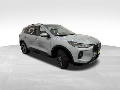 New 2024 Ford Escape SE image 8