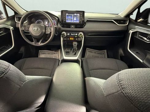 Used 2019 Toyota RAV4 XLE w/ Convenience Package FWD image 31