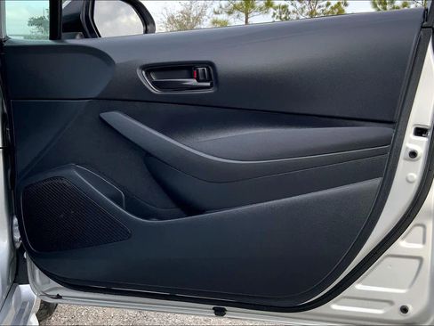 Certified 2025 Toyota Corolla LE image 22