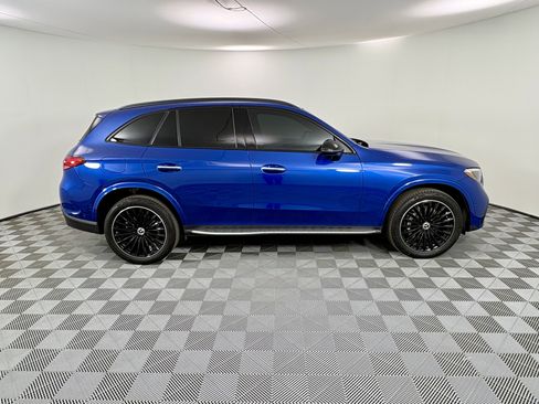 Used 2025 Mercedes-Benz GLC 300 GLC 300 image 6