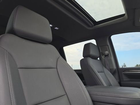 Used 2024 Chevrolet Silverado 2500 LTZ w/ LTZ Plus Package image 18