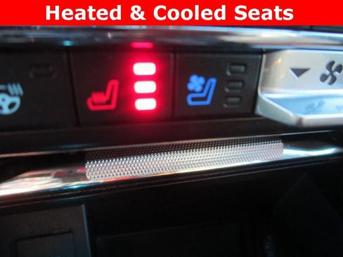 Used 2021 Ford F150 Lariat w/ Equipment Group 502A High image 13