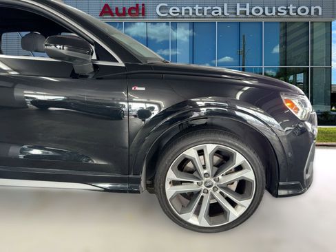 Used 2020 Audi Q3 2.0T Prestige w/ Prestige Package image 12