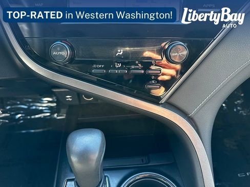 Used 2019 Toyota Camry SE FWD image 25