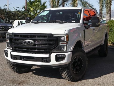 Used 2021 Ford F350 Lariat image 4