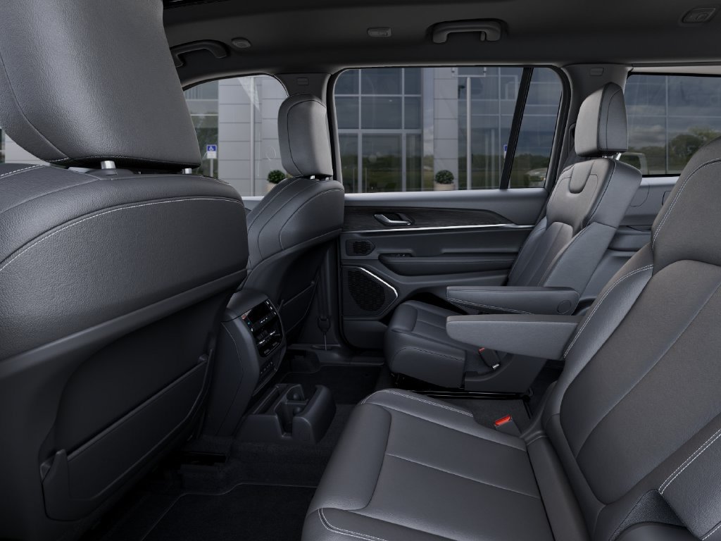 New 2026 Jeep Grand Cherokee L Limited w/ Limited Altitude Package RWD image 24