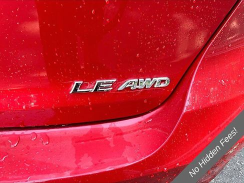 Used 2015 Toyota Venza LE AWD/4WD image 8
