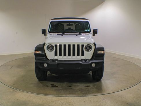 Used 2021 Jeep Wrangler Unlimited Sport AWD/4WD image 2