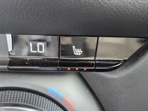 Used 2023 Chevrolet Blazer LT image 11