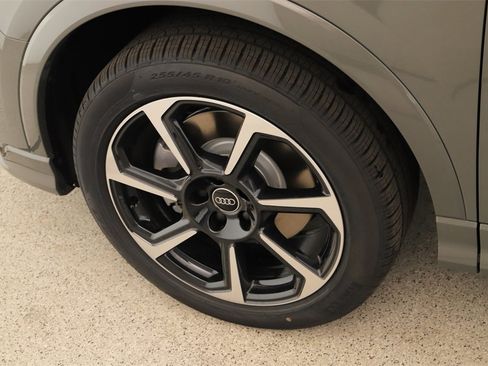 New 2025 Audi Q3 2.0T Premium Plus image 29