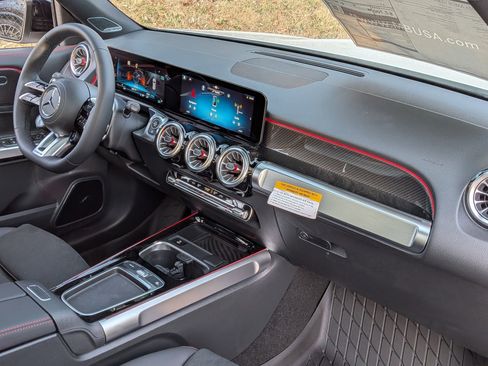 New 2026 Mercedes-Benz GLB 35 AMG AMG 35 image 35