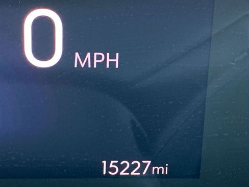 Used 2025 Buick Encore GX Preferred image 38