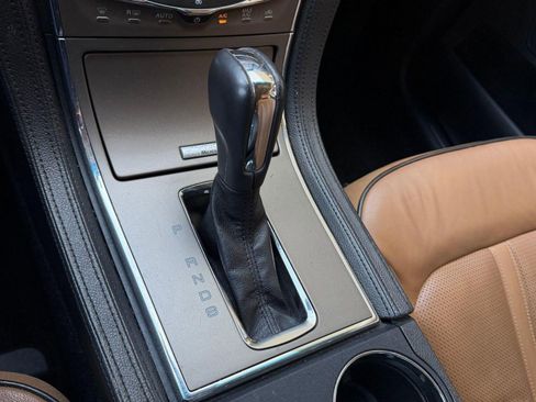 Used 2015 Lincoln MKX FWD w/ Equipment Group 101A image 16