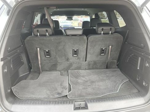 Used 2025 Buick Enclave Preferred FWD image 22