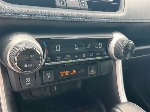 Used 2020 Toyota RAV4 XSE w/ XSE Grade Weather Package image 27