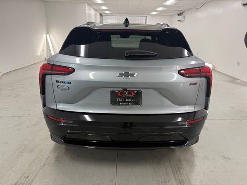 New 2026 Chevrolet Blazer EV RS image 7