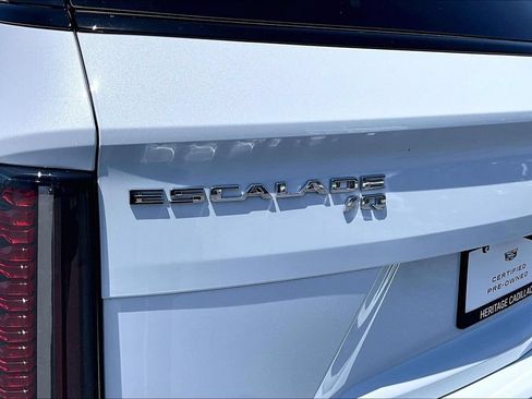 Used 2026 Cadillac Escalade IQ Sport 2 AWD/4WD image 24