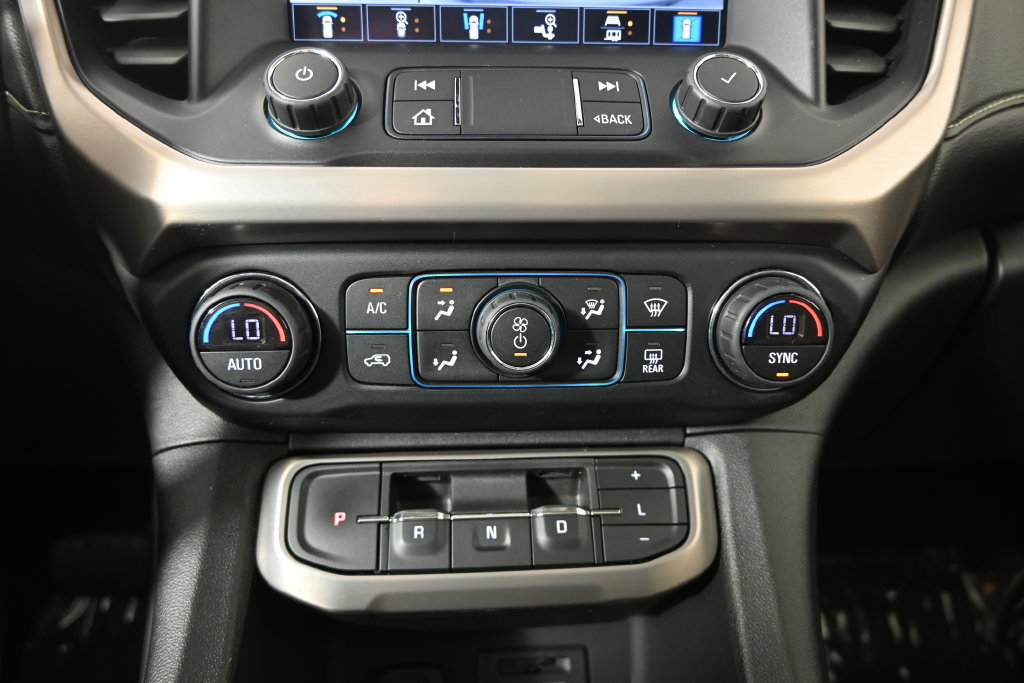 Used 2021 GMC Acadia Denali w/ GMC Pro Grade Package AWD/4WD image 31