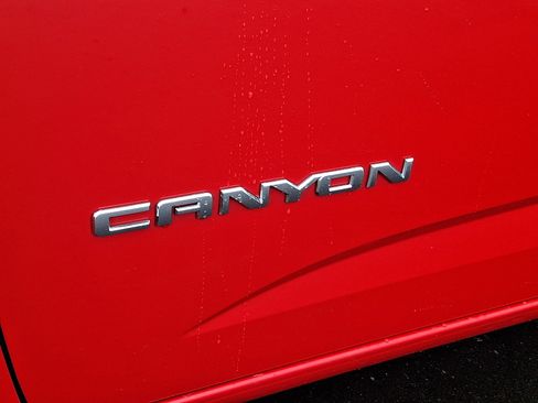 Used 2019 GMC Canyon SLE w/ Trailering Package image 29