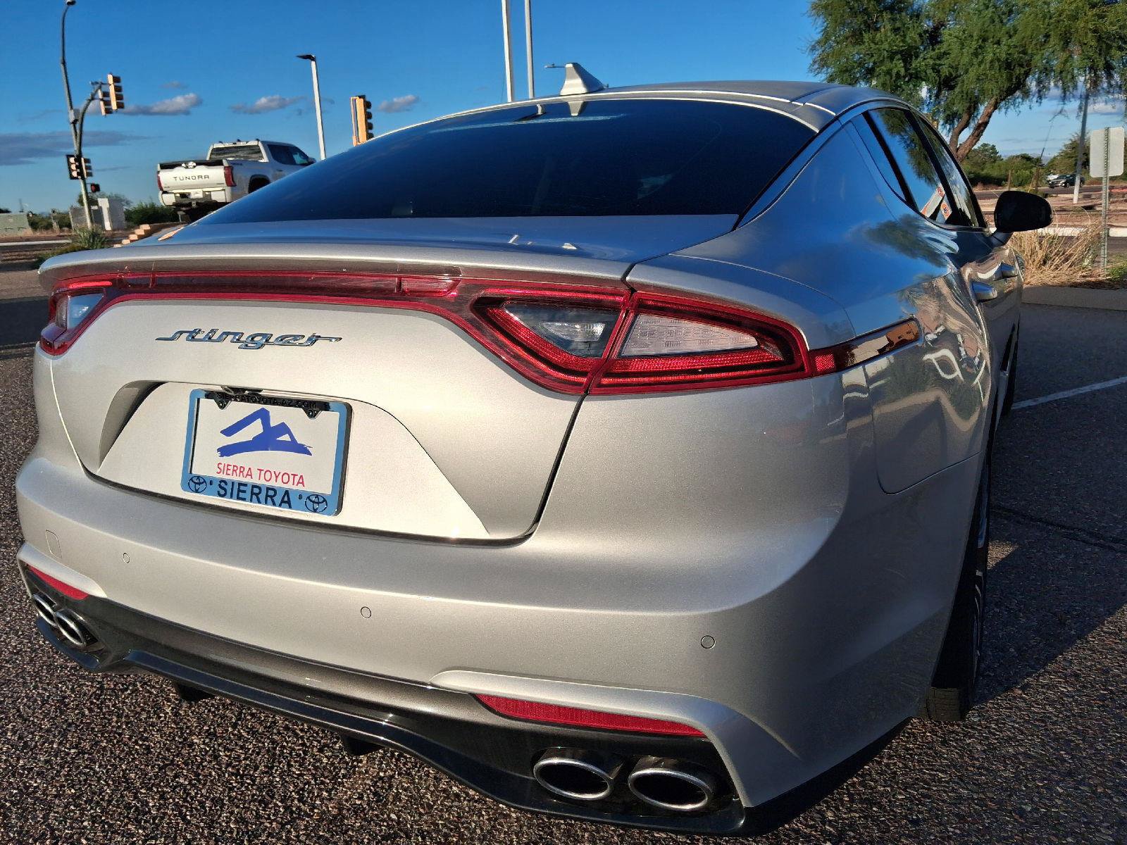 Used 2018 Kia Stinger Premium RWD image 12
