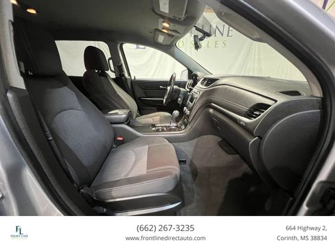 Used 2016 Chevrolet Traverse LT FWD image 18