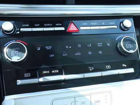 New 2026 Hyundai Santa Fe SEL FWD image 15