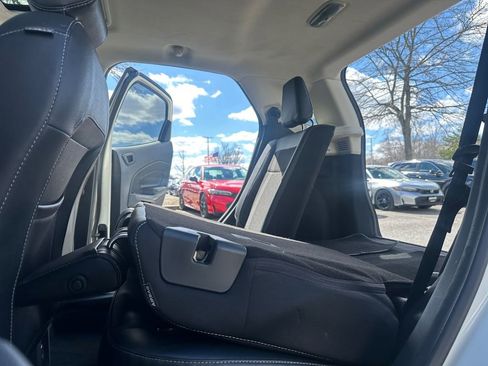 Used 2019 Ford EcoSport SES image 27