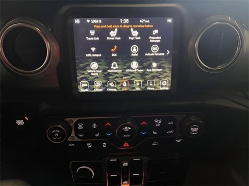 Used 2020 Jeep Gladiator Overland image 21