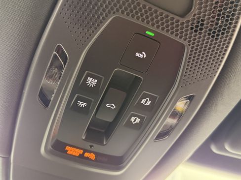 New 2026 Porsche Cayenne image 36