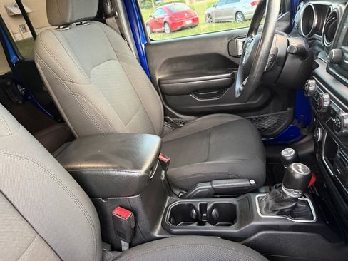 Used 2020 Jeep Wrangler Unlimited Sport AWD/4WD image 21
